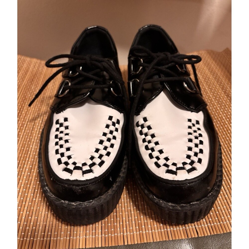 T.U.K. Creeper Oxford Black/White Lace Up Round Toe US 7 EU 40 V6804